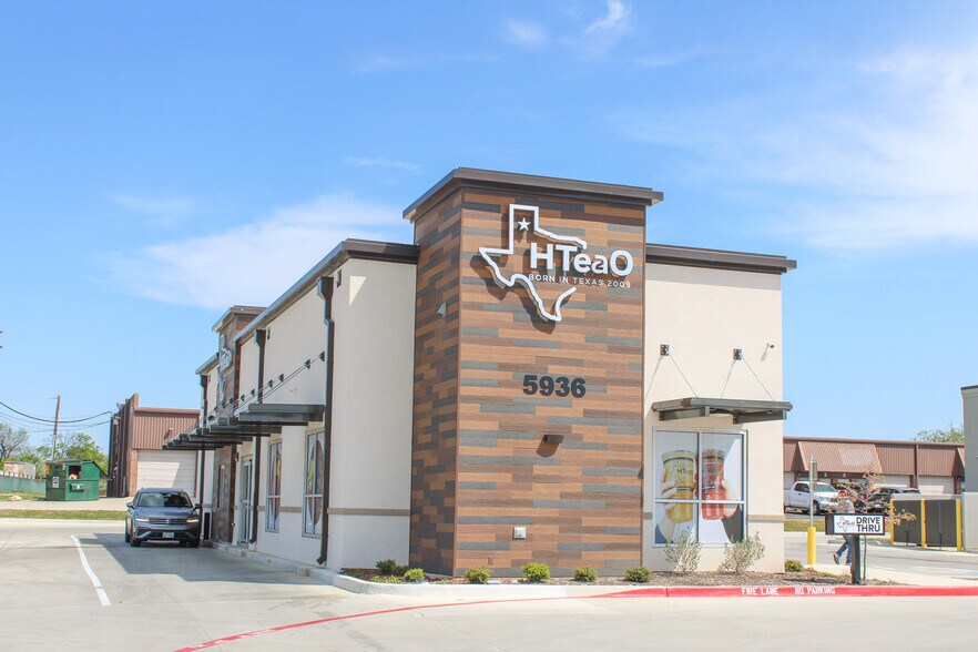 More Photos Of 5936 Denton Hwy, Watauga Restaurant For Sale