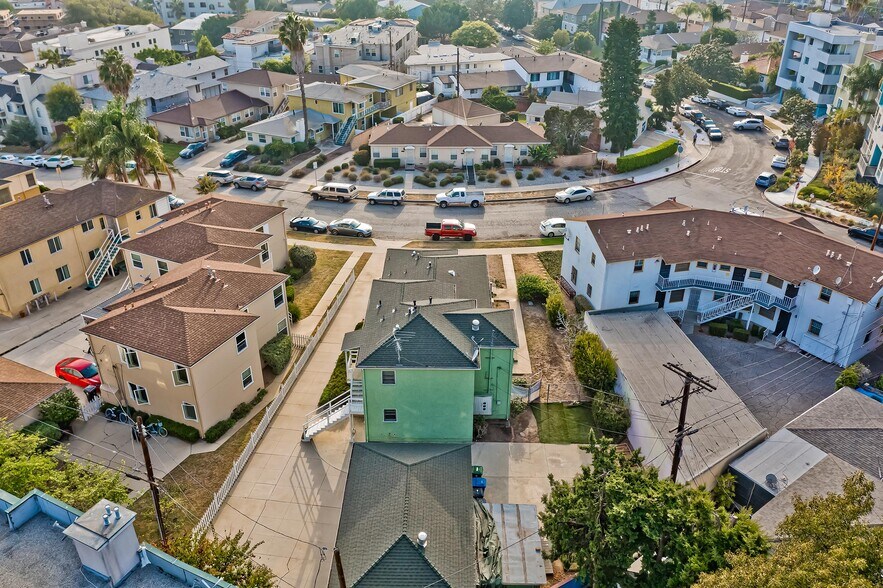 More Photos Of 6922 Glasgow Ave, Los Angeles Apartments For Sale