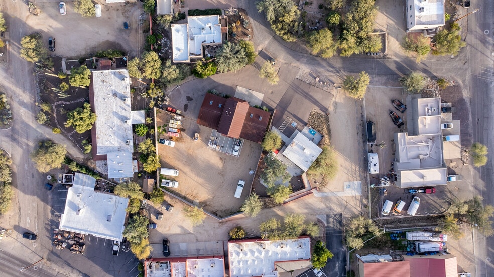 More Photos Of 38246 N Hazelwood Cir, Cave Creek Office For Sale