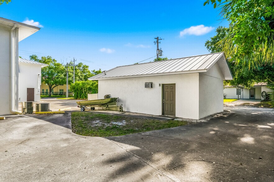 More Photos Of 1708 21st St, Vero Beach Office For Sale