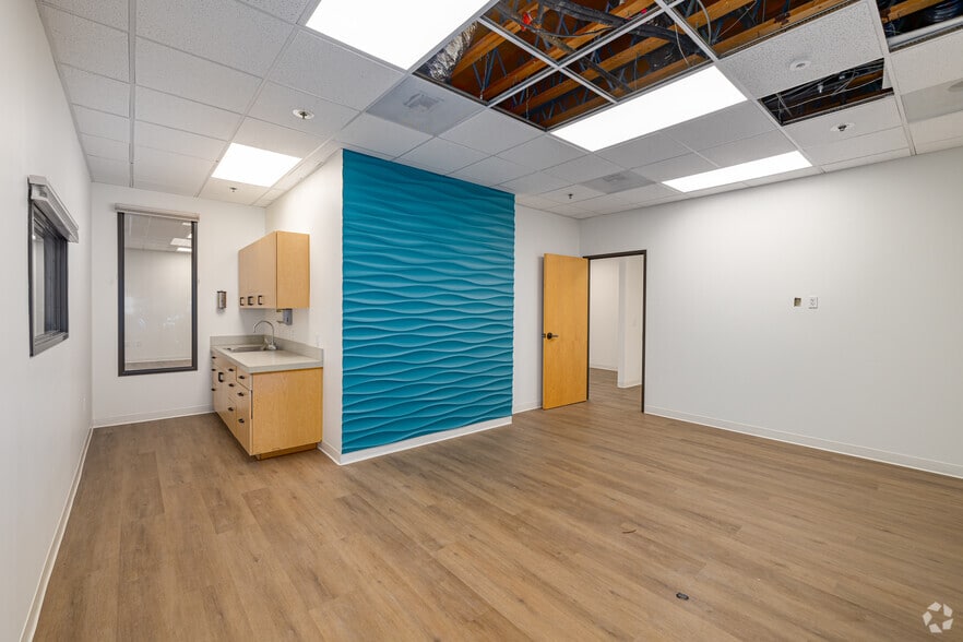 More Photos Of 11770 Bernardo Plaza Ct, San Diego Medical For Sale