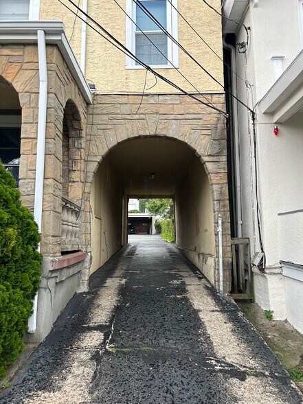 More Photos Of 44 S Washington St, Tarrytown Apartments For Sale