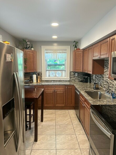 More Photos Of 143 Westford St, Lowell Apartments For Sale