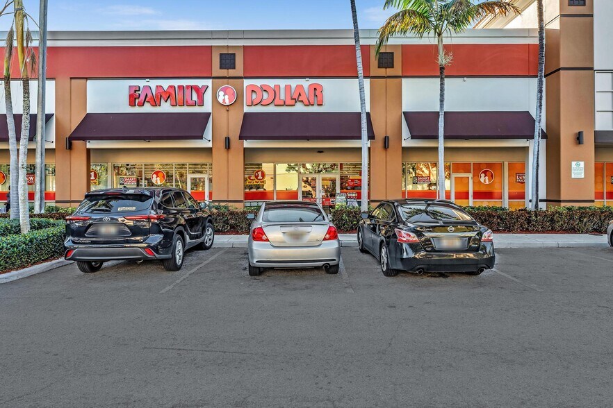 More Photos Of 6001-6095 N University Dr, Tamarac Unknown For Lease