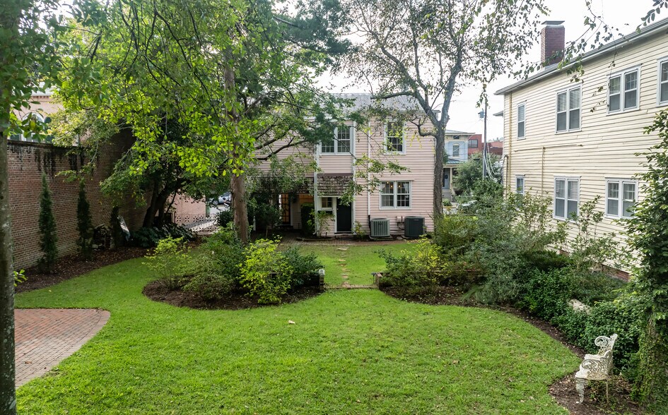 More Photos Of 12 N 5th Ave, Wilmington Office Residential For Sale