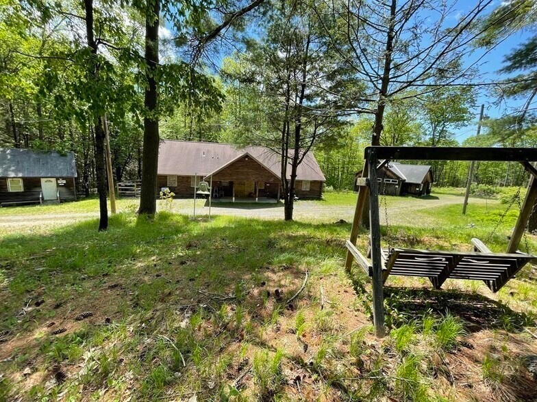 More Photos Of 1076 Roaring Brook, Conway Trailer Camper Park For Sale