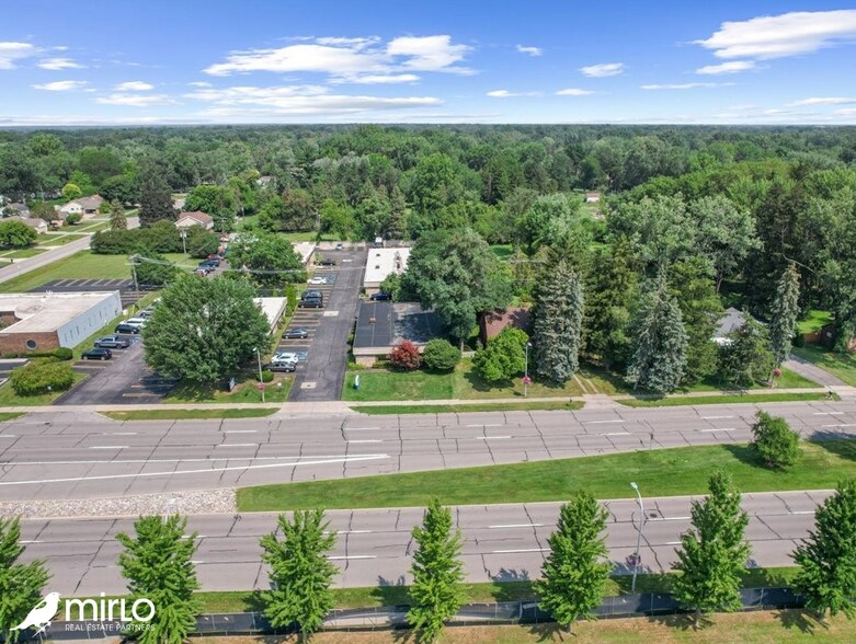 More Photos Of 32280 5 Mile Rd, Livonia Medical For Sale