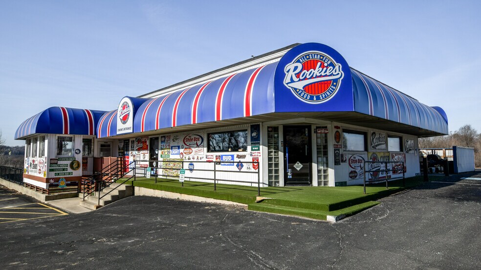 More Photos Of 10267 US Highway 14, Mazomanie Sports And Entertainment For Sale