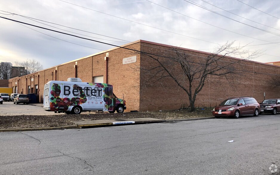 Primary Photo Of 5344-5352 46th Ave, Edmonston Warehouse For Lease