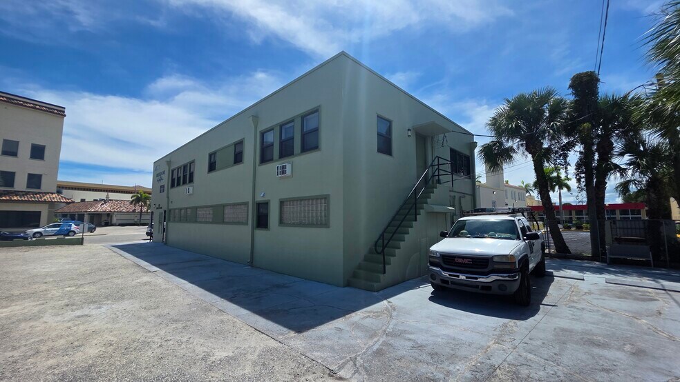 More Photos Of 117 N 5th St, Fort Pierce Office Residential For Sale