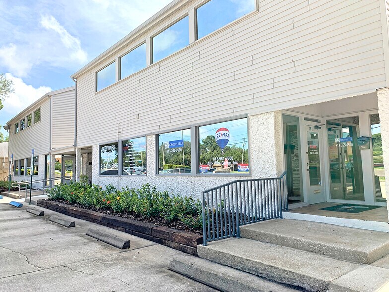 More Photos Of 13907 N Dale Mabry, Tampa Office For Sale