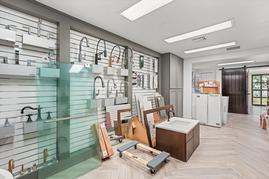 More Photos Of 141 Parliament Loop, Lake Mary Office For Sale