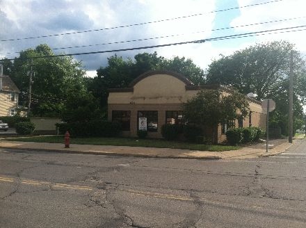 Primary Photo Of 4666 Turney Rd, Cleveland Restaurant For Sale