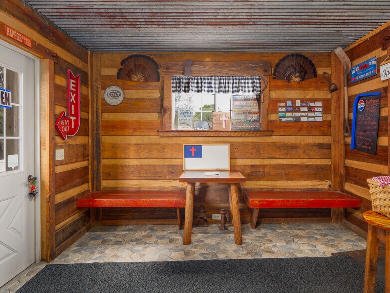 More Photos Of 340 Northview Dr, Jesup Restaurant For Sale