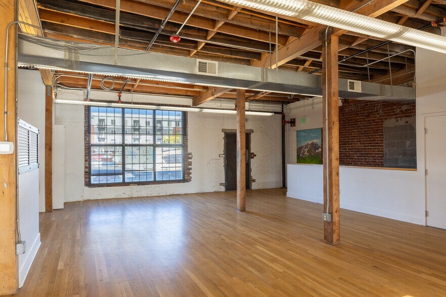 More Photos Of 2737 Larimer St, Denver Loft Creative Space For Lease