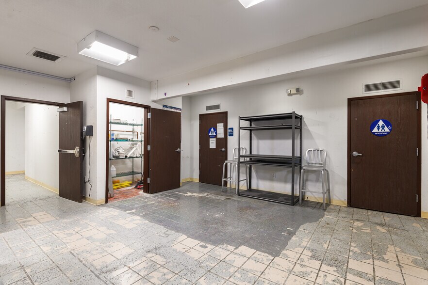 More Photos Of 3201 Sonoma Blvd, Vallejo Fast Food For Sale