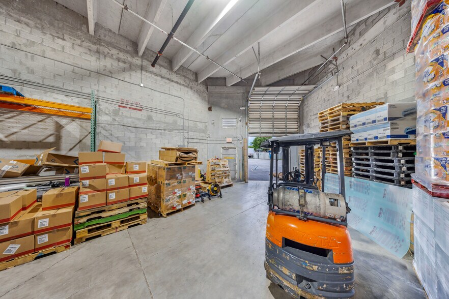 More Photos Of 2051 NW 112th Ave, Miami Distribution For Sale