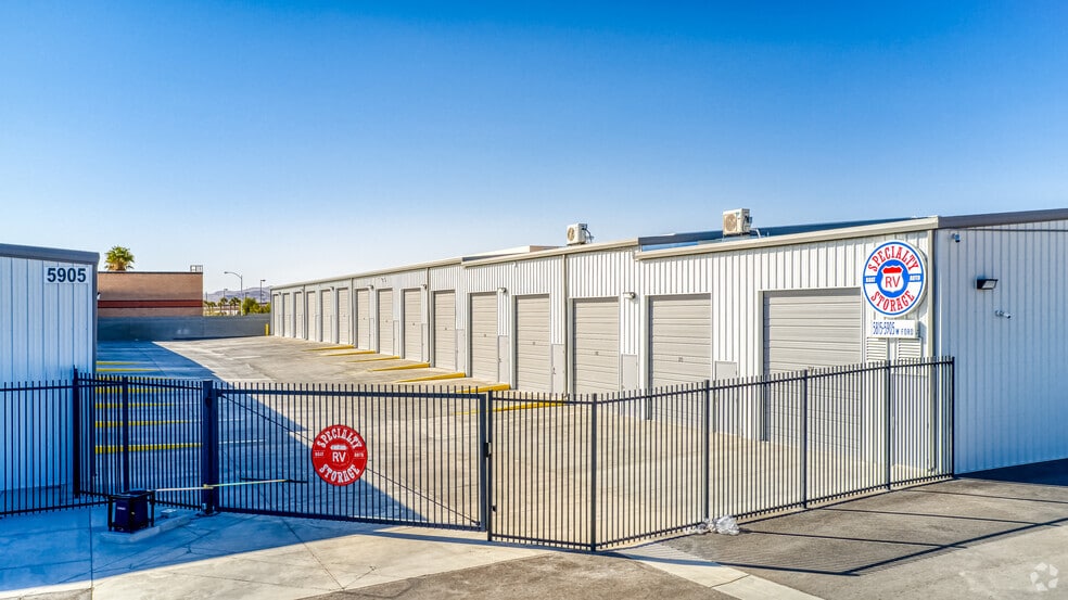 More Photos Of 5905 Ford Ave, Las Vegas Self Storage For Sale