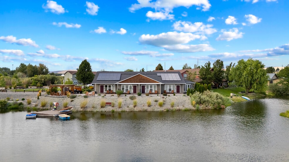 More Photos Of 701 Fountain Blvd, Zillah Hotel For Sale