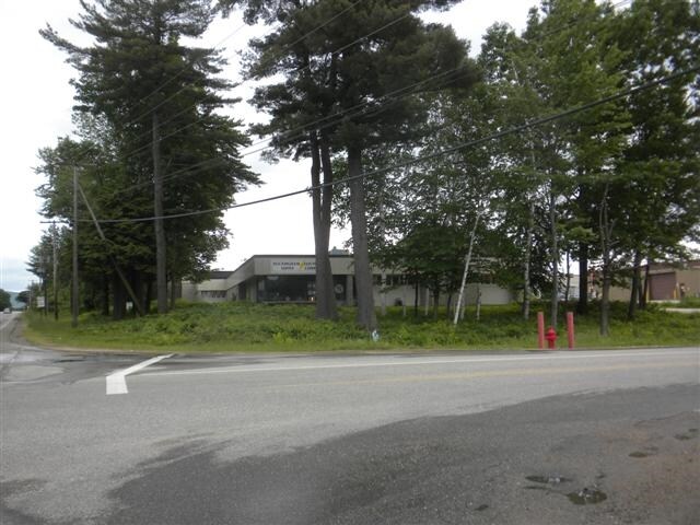 More Photos Of 14 Lexington Dr, Laconia Light Manufacturing For Lease