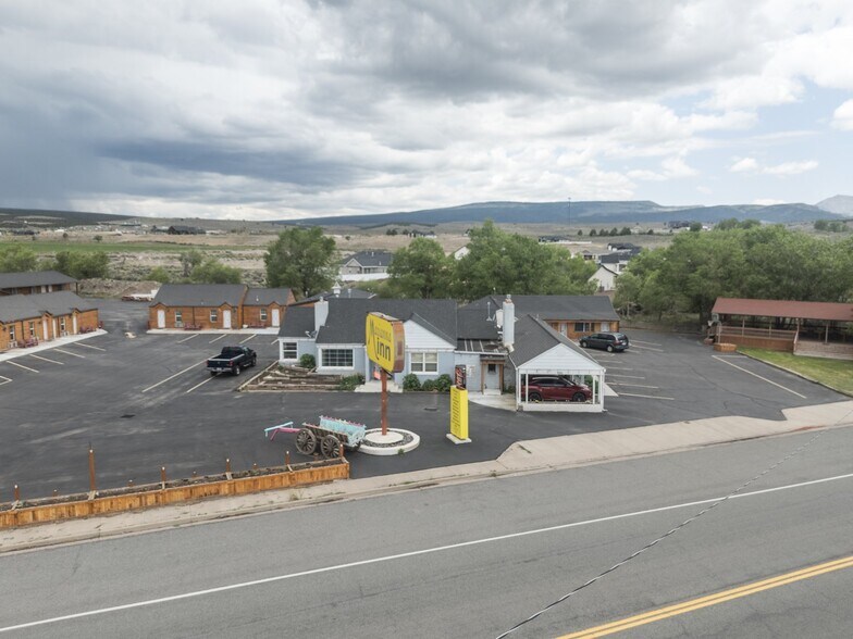 More Photos Of 699 N Main St, Panguitch Hotel For Sale