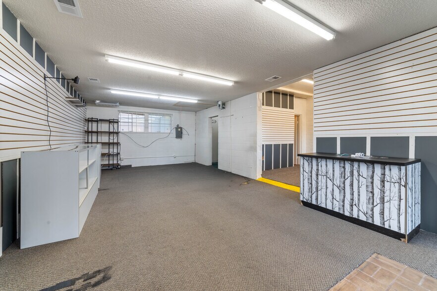 More Photos Of 1219 7th Ave, Two Harbors Convenience Store For Sale