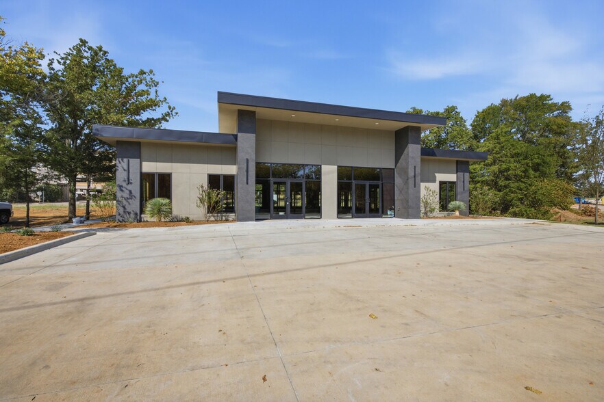 More Photos Of 1420 W Kirkwood Blvd, Southlake Office For Lease