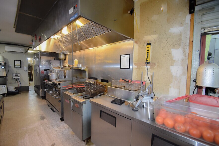 More Photos Of 401 State Highway 156, Pointblank Restaurant For Sale