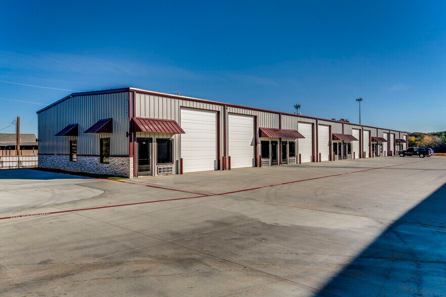 Primary Photo Of 12261 J Rendon Rd, Burleson Warehouse For Lease