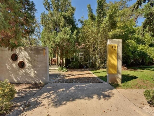 More Photos Of 638 Tillery St, Austin Office For Sale