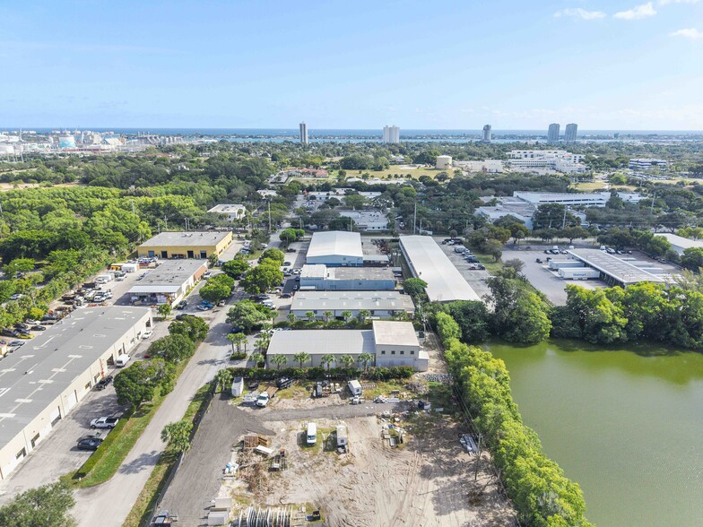 More Photos Of 1133 53rd Ct N, Mangonia Park Warehouse For Sale