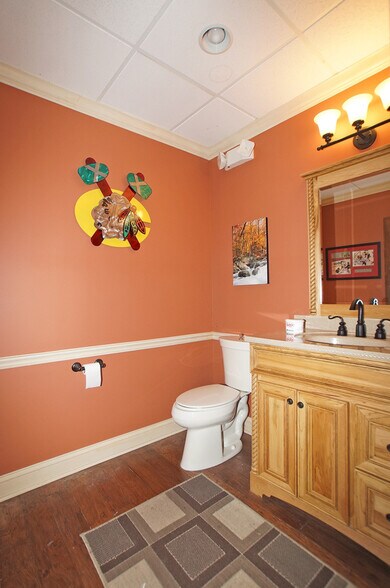 More Photos Of 1206 Rail Dr, Woodstock Warehouse For Sale