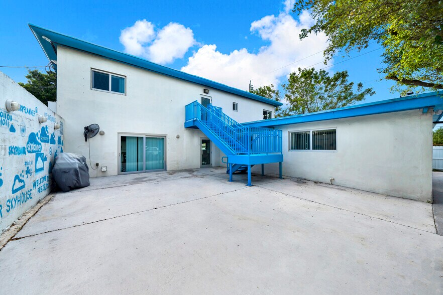 More Photos Of 2175 SW 78th Pl, Miami Loft Creative Space For Sale