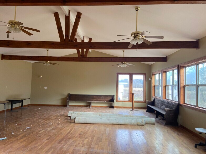 More Photos Of 8091 Old Highway 5 S, Talking Rock Light Distribution For Sale