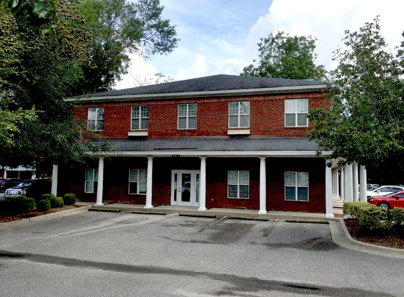 More Photos Of 2709 Market St, Wilmington Office For Lease
