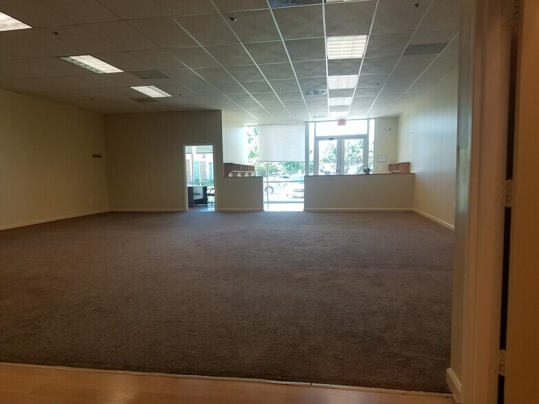 More Photos Of 4229 Lafayette Center Dr, Chantilly Office Residential For Lease