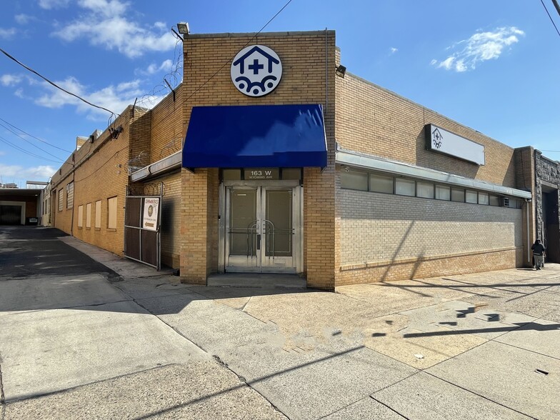 Primary Photo Of 163-171 W Wyoming Ave, Philadelphia Warehouse For Lease