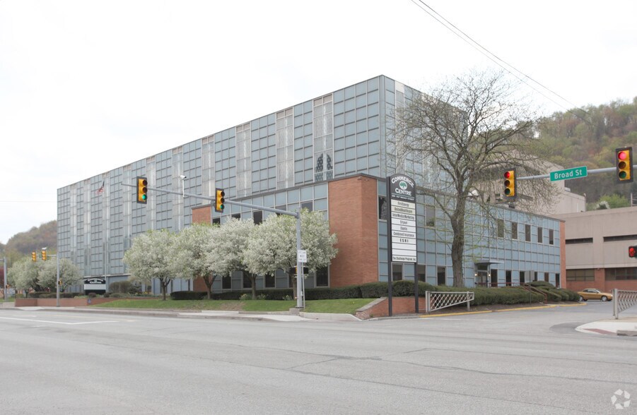 More Photos Of 1001-1003 Broad St, Johnstown Medical For Sale