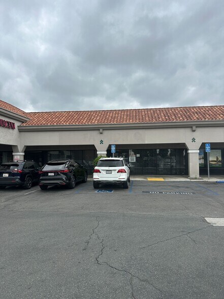 More Photos Of 7810-7932 Norwalk Blvd, Whittier Unknown For Lease