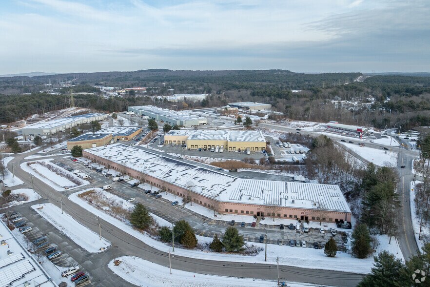 More Photos Of 24 Walpole Park S, Walpole Warehouse For Lease