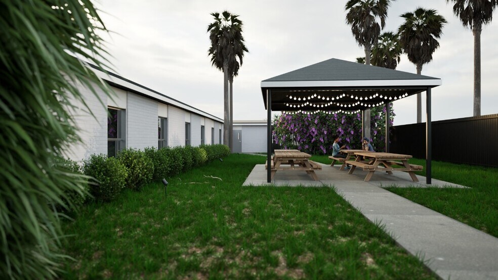 More Photos Of 1415 W Washington St, Brownsville Healthcare For Sale