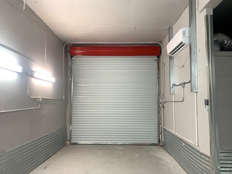 More Photos Of 2715 Highway 95, Bullhead City Self Storage For Lease
