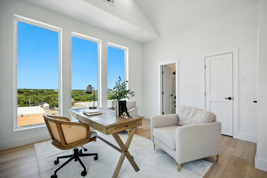 More Photos Of 312 N Lancaster Ave, Dallas Apartments For Sale