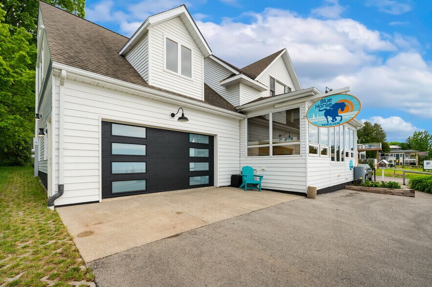 More Photos Of 4113 Main St, Fish Creek Storefront Retail Residential For Sale