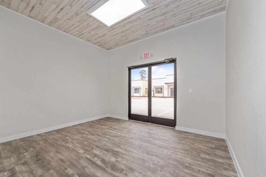 More Photos Of 4714 FM 1488 Rd, The Woodlands Office For Sale