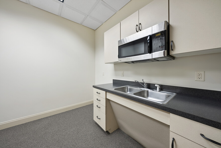 More Photos Of 12316 Hampton Way, Wake Forest Office Residential For Lease
