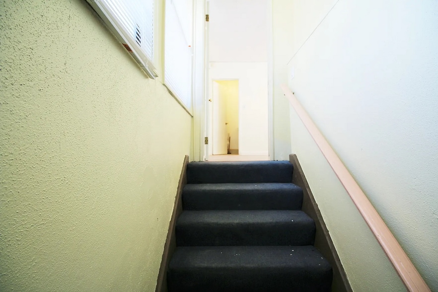 More Photos Of 250 E Garvey Ave, Monterey Park General Retail For Sale