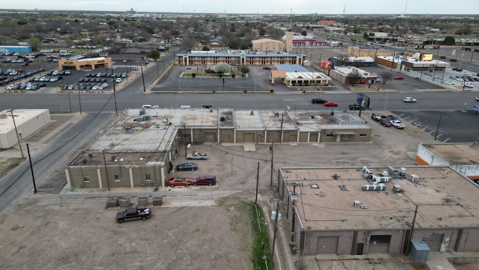 More Photos Of 4802-4816 Avenue Q, Lubbock Freestanding For Sale