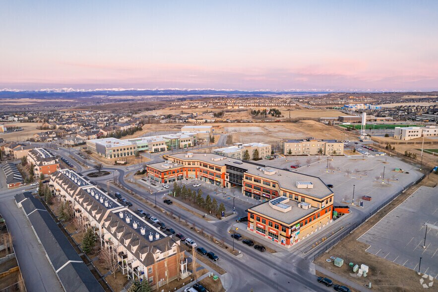 More Photos Of 30 Springborough Blvd SW, Calgary Office For Lease