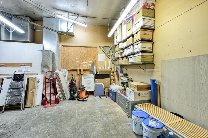 More Photos Of 227 Prospect St, Bellingham Storefront For Lease